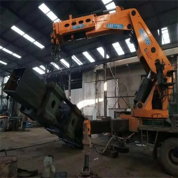 保定清苑130吨折臂吊车出租吊机租赁附近电话