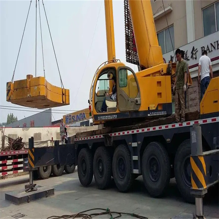 保定清苑当地吊车出租|机器吊装|75吨|工厂搬迁服务